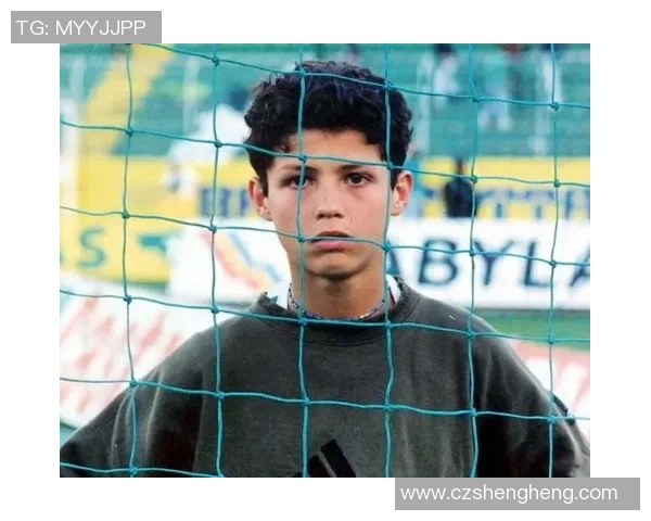 足球世界杯球星头像大集锦 突显明星球员风采与赛场魅力